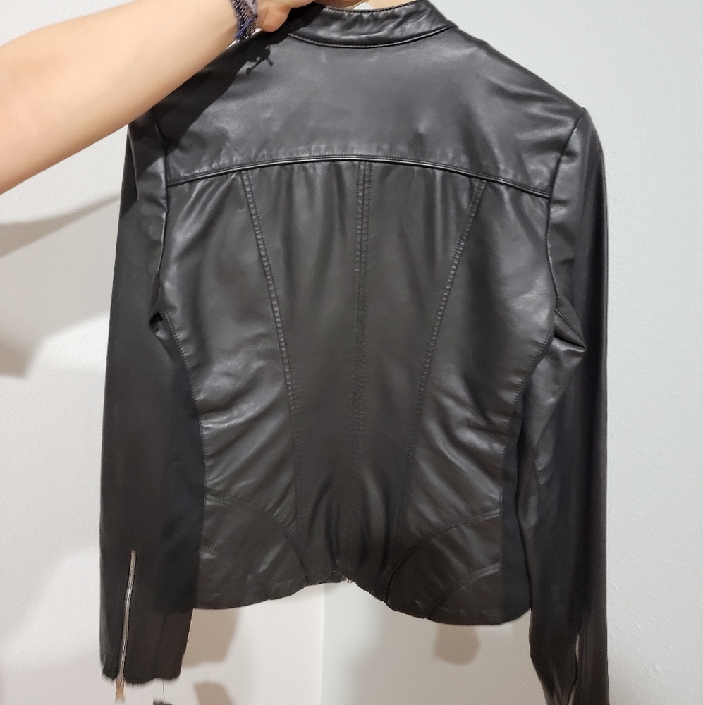 Guess jacket - Picture 2 of 5